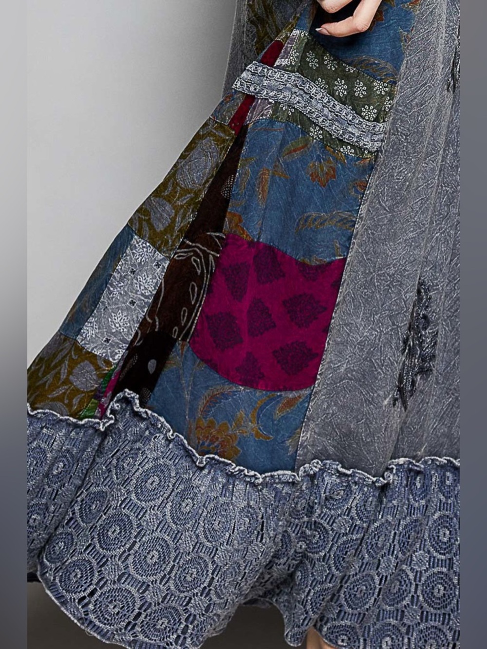 ✨ POL Printed Patchwork Embroidered Ruffled Skirt ✨🛍️ - Picture 6 of 6